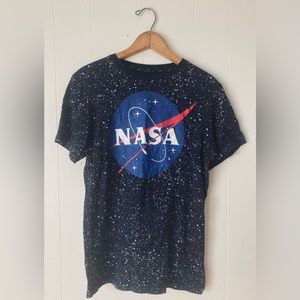 NASA Cotton Paint Splatter Galaxy Blue Graphic Tee Crewneck Shirt Small